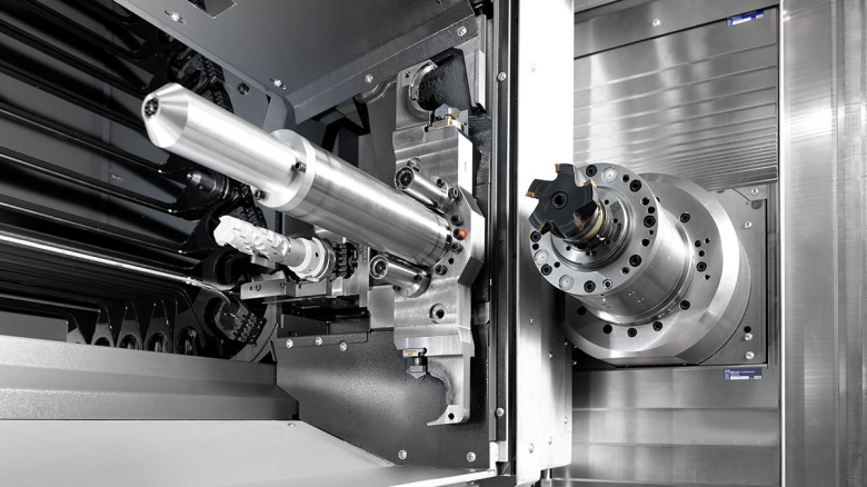 Sự khác biệt giữa ba trục, bốn trục và năm trục của trung tâm gia công CNC.