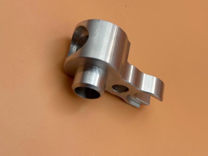 Chính xác CNC nhàm chán dẫn đầu sự đổi mới công nghệ của gia công lỗ cao cấp cao