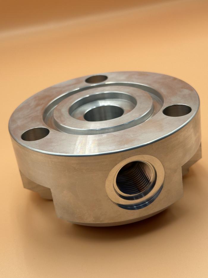 Hanlinrui tăng cường duy trì khuôn CNC cho chất lượng và hiệu quả